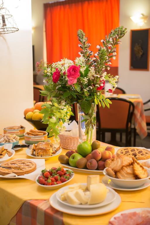 Hotel Le Rocce Magione Luaran gambar
