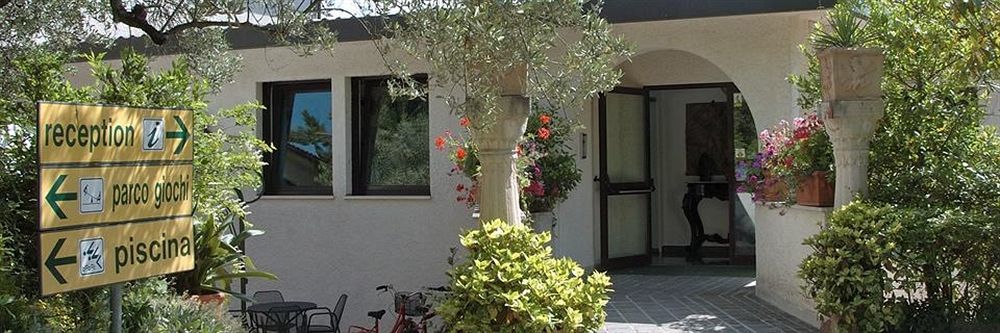 Hotel Le Rocce Magione Luaran gambar