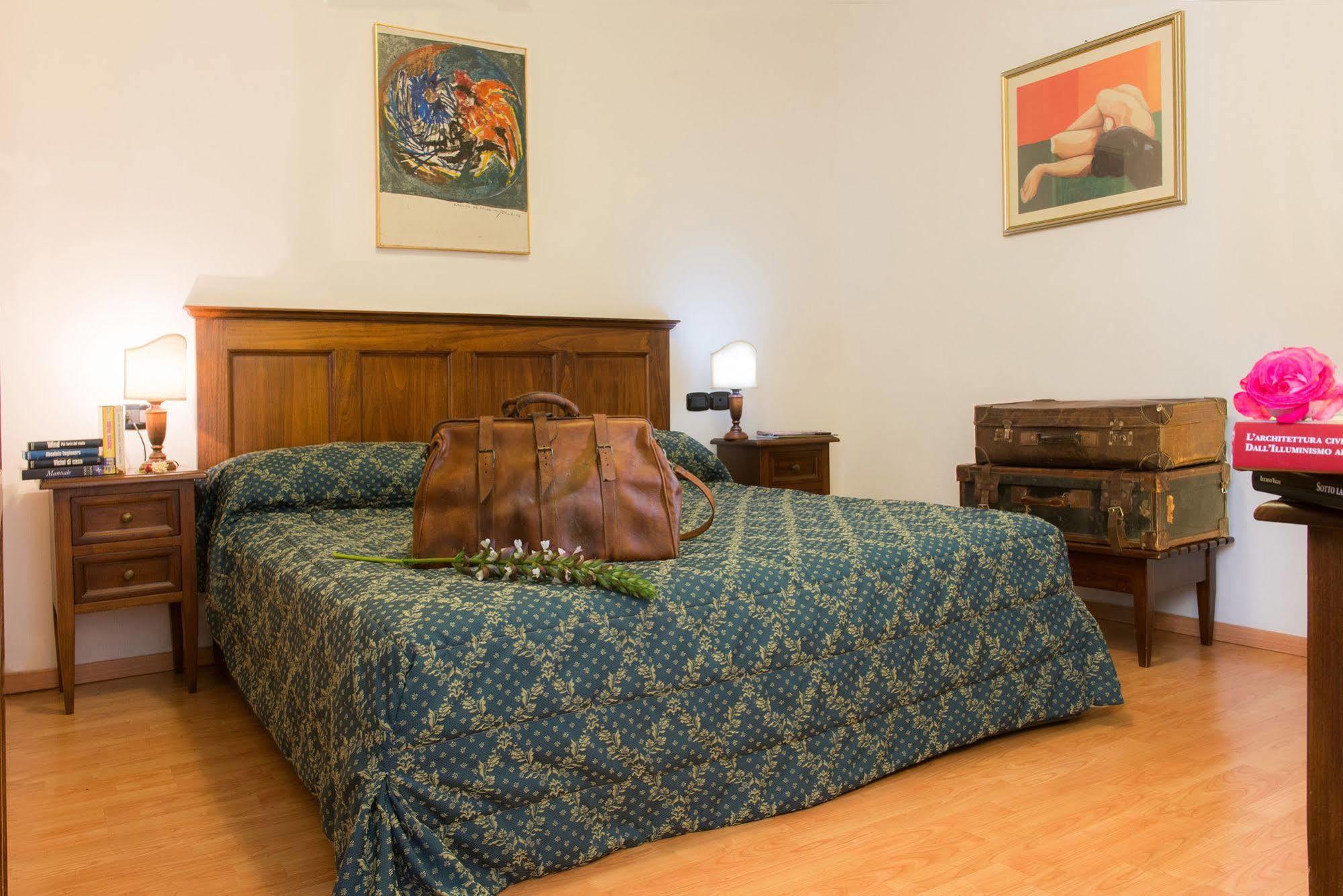 Hotel Le Rocce Magione Luaran gambar
