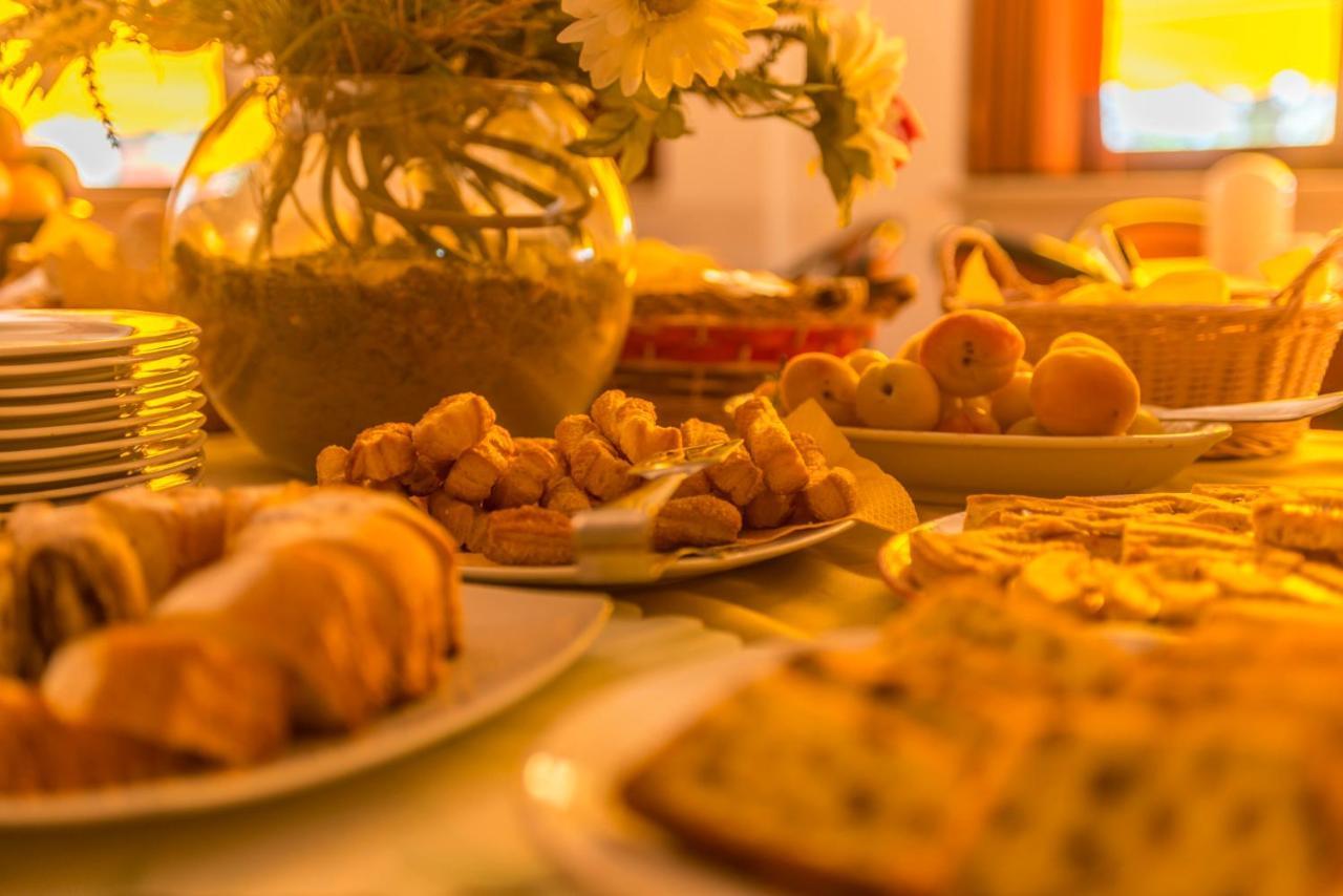 Hotel Le Rocce Magione Luaran gambar