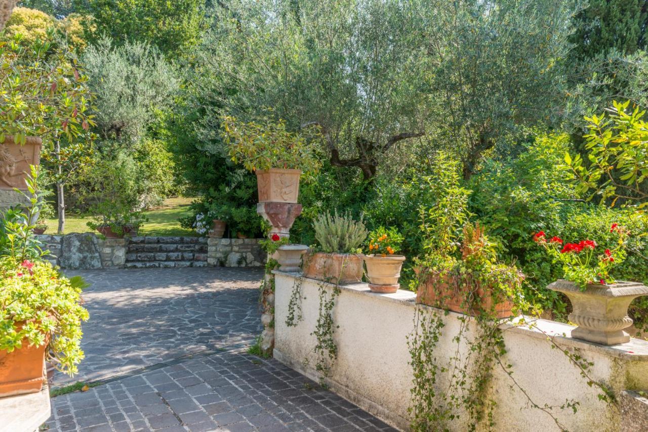 Hotel Le Rocce Magione Luaran gambar