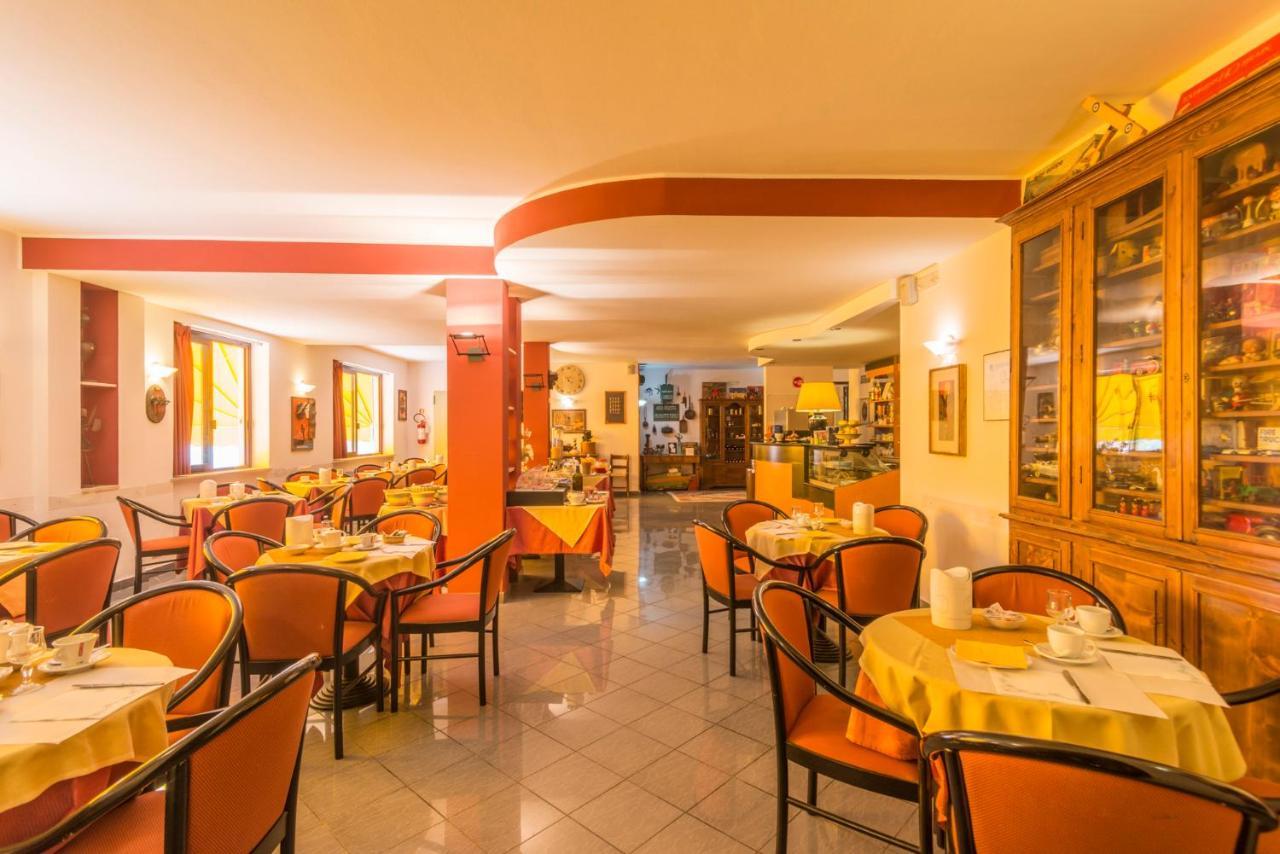 Hotel Le Rocce Magione Luaran gambar