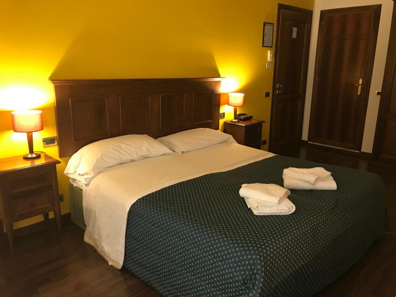 Hotel Le Rocce Magione Luaran gambar