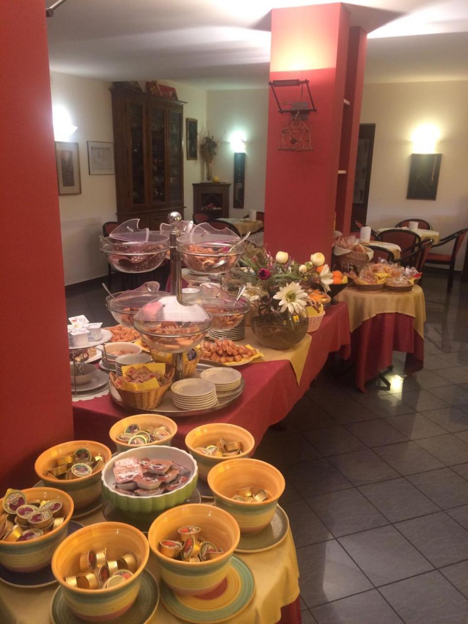 Hotel Le Rocce Magione Luaran gambar