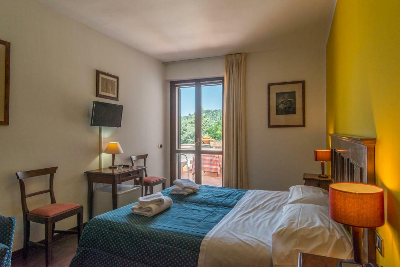 Hotel Le Rocce Magione Luaran gambar